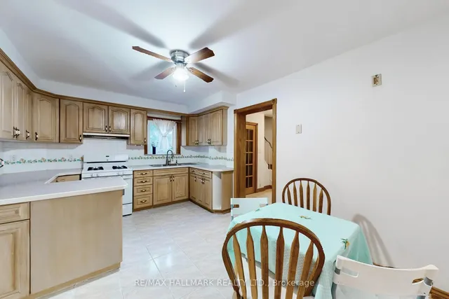 Additional image 16 of 38 Courton Dr