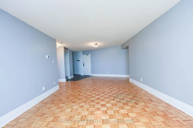 Additional image 31 of 250 Queens Quay Unit 1903