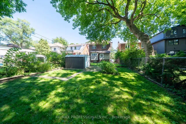 Additional image 36 of 24 Queens Ave