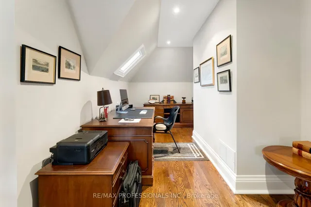 Additional image 37 of 40 Edgehill Rd