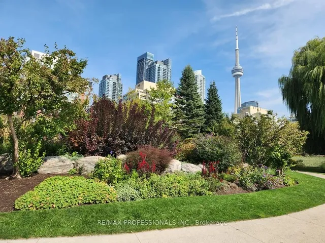 Additional image 32 of 600 Queens Quay Unit 1028