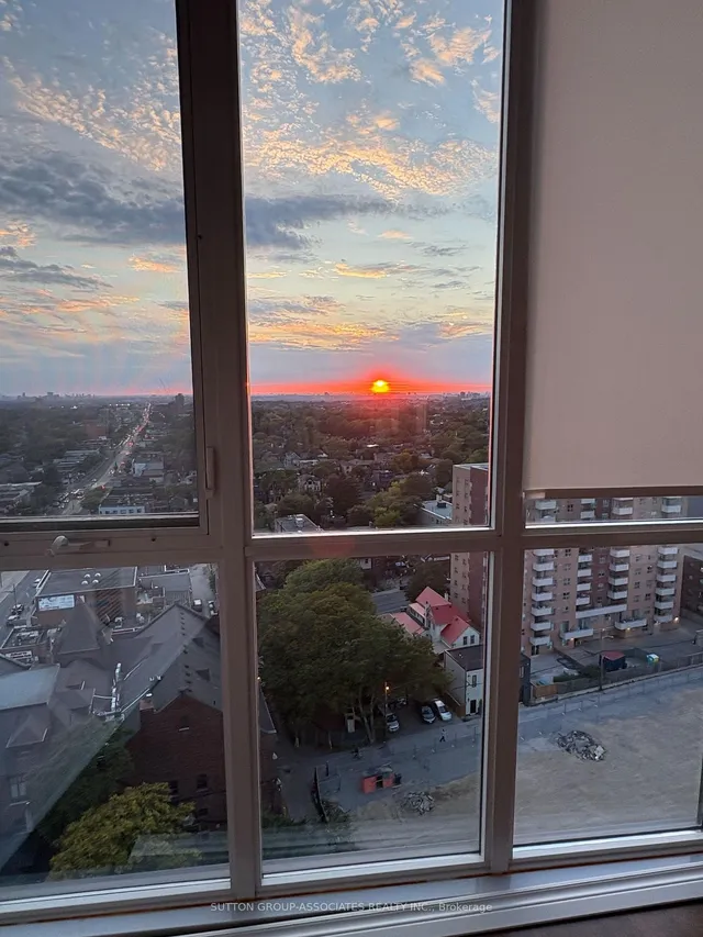 Additional image 33 of 530 St. Clair Ave Unit 1502