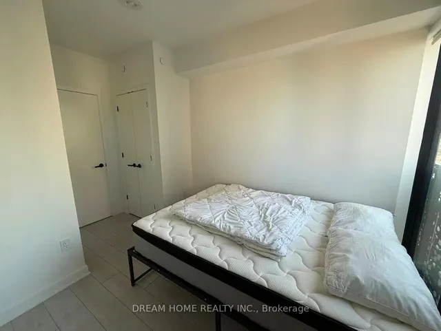 Additional image 10 of 55 Charles St Unit 1413