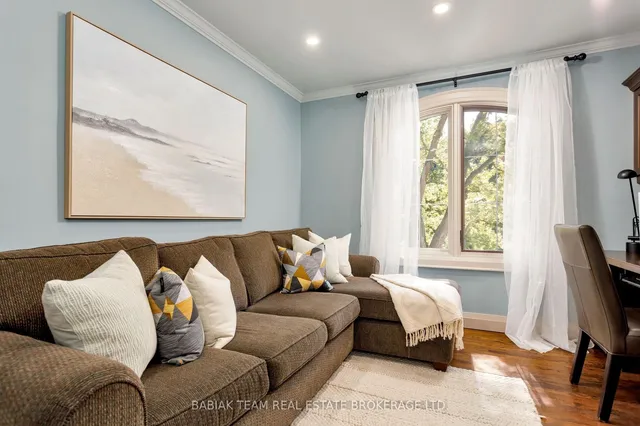 Additional image 29 of 74 Humberview Rd