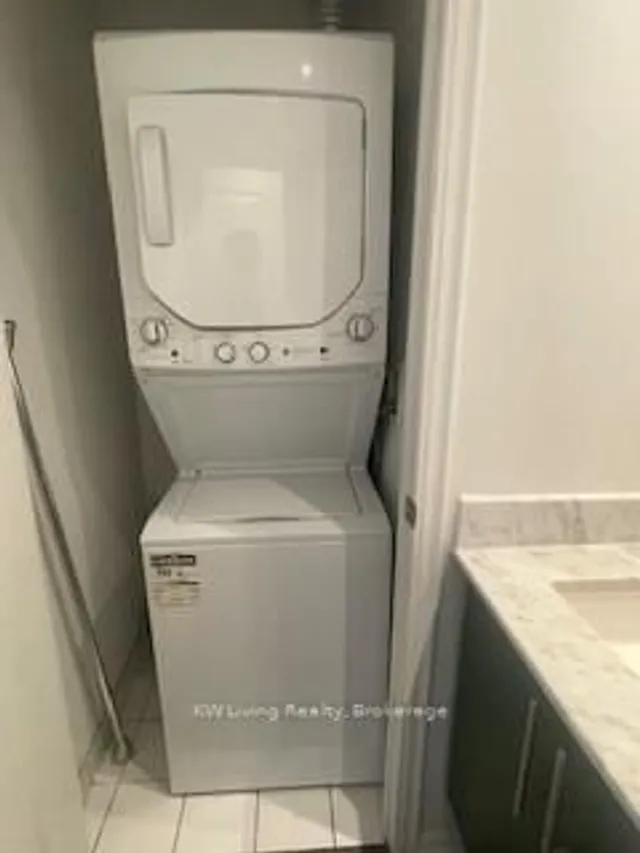 Additional image 9 of 85 East Liberty St Unit 2210