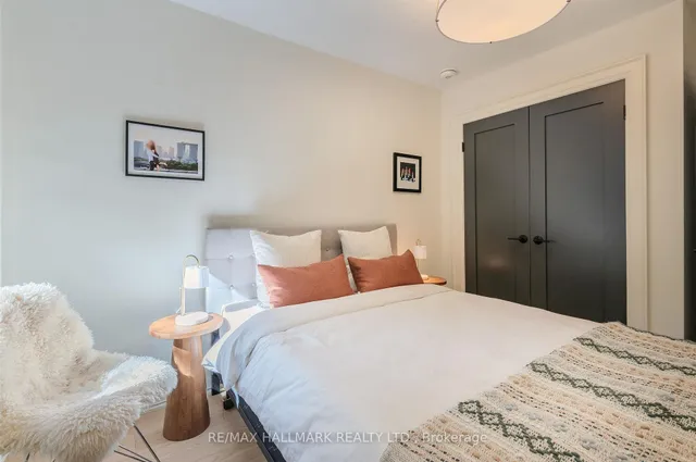 Additional image 29 of 109 Douglas Ave