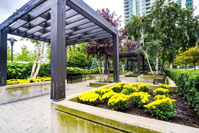 Additional image 34 of 215 Sherway Gardens Rd Unit 109