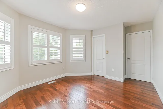 Additional image 25 of 21 Hoptree Ave