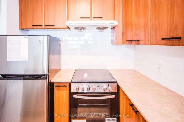 Additional image 2 of 36 Lee Centre Dr Unit 3102