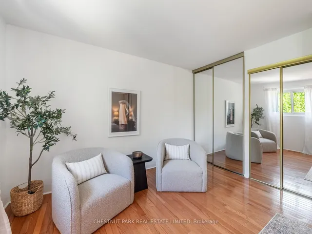 Additional image 22 of 284 Hollyberry Tr