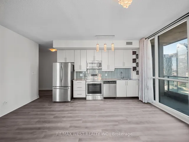 Additional image 9 of 33 Bay St Unit 3104