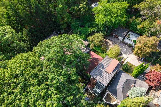 Additional image 27 of 8 Grenadier Ravine Dr