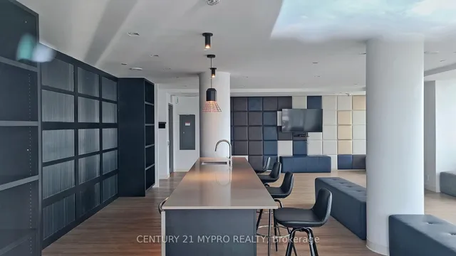 Additional image 7 of 120 Parliament St Unit 404