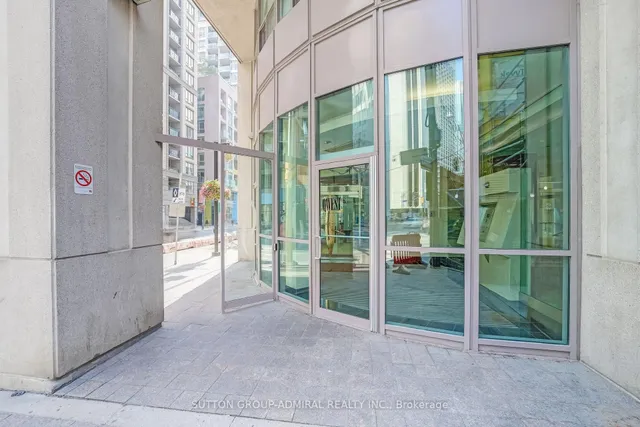 Additional image 21 of 168 Simcoe St Unit 812