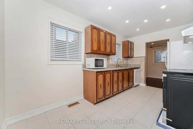 Additional image 11 of 5 Magdalena Crt