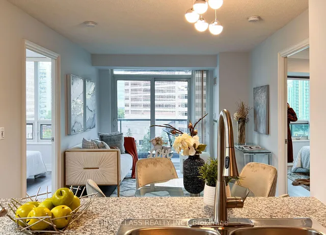 Additional image 8 of 15 Greenview Ave Unit 814