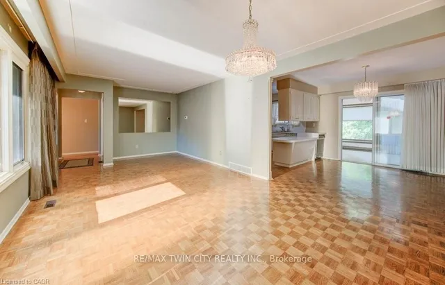 Additional image 9 of 12 Old York Cres