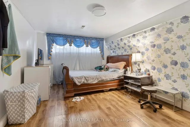 Additional image 46 of 76 Ruthmar Cres