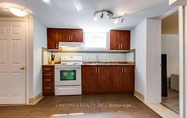 Additional image 2 of 464 Warden Ave