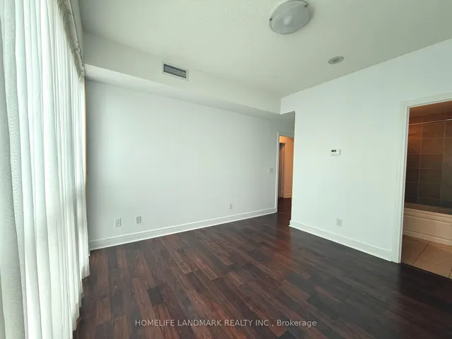 Additional image 8 of 35 Brian Peck Cres Unit 901