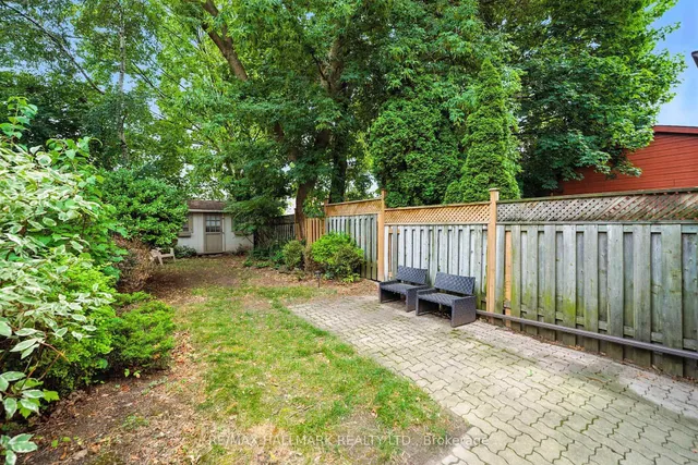 Additional image 37 of 49 Rawlinson Ave