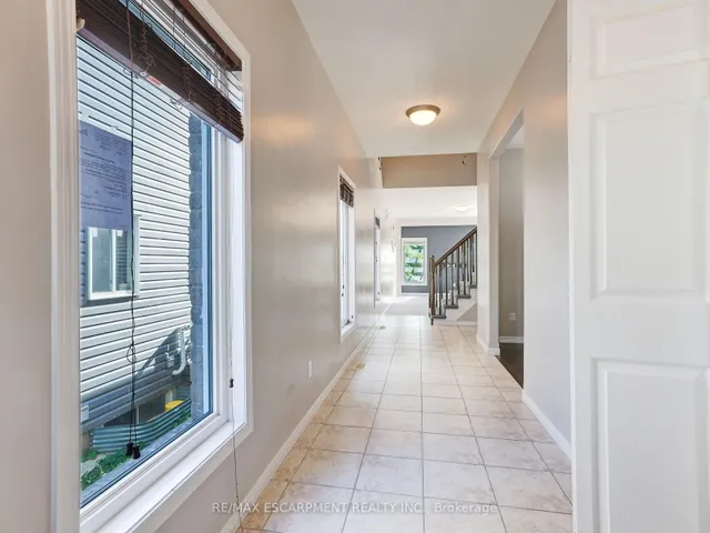 Additional image 9 of 36 Lemon Grass St