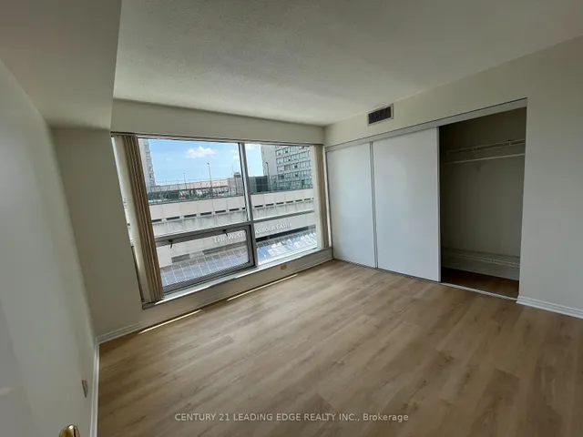 Additional image 13 of 10 Queens Quay Unit 607