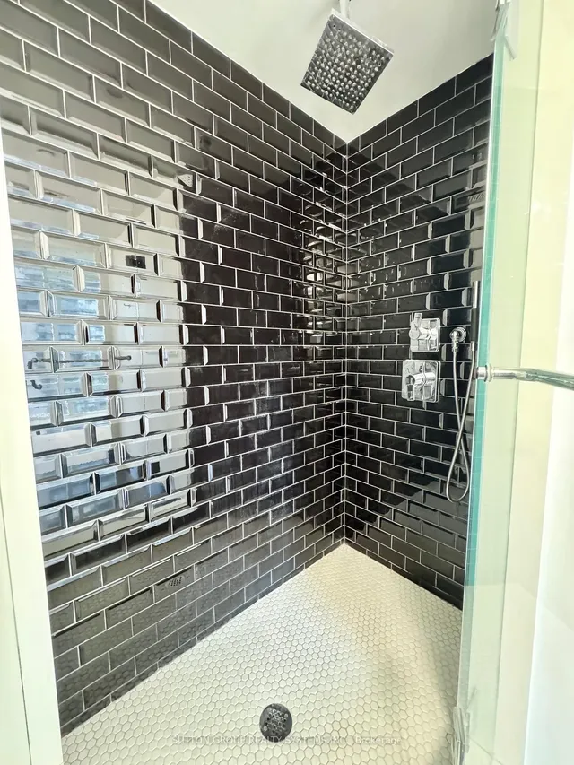 Additional image 14 of 88 Park Lawn Rd Unit 1807