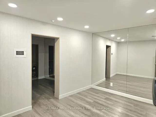 Additional image 19 of 600 Queens Quay Unit 1028