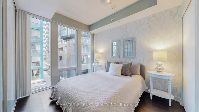 Additional image 17 of 60 shuter St Unit 218