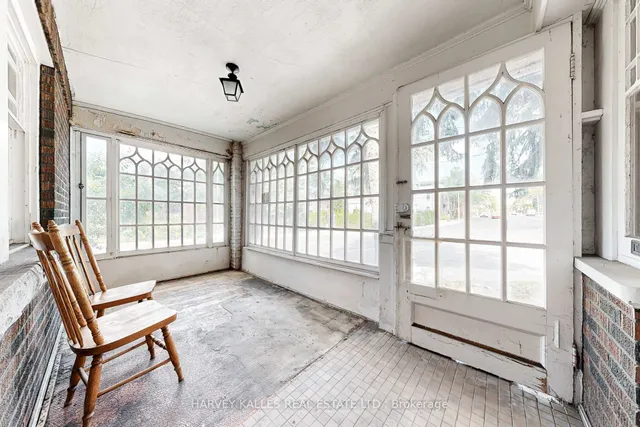 Additional image 5 of 99 Glenrose Ave