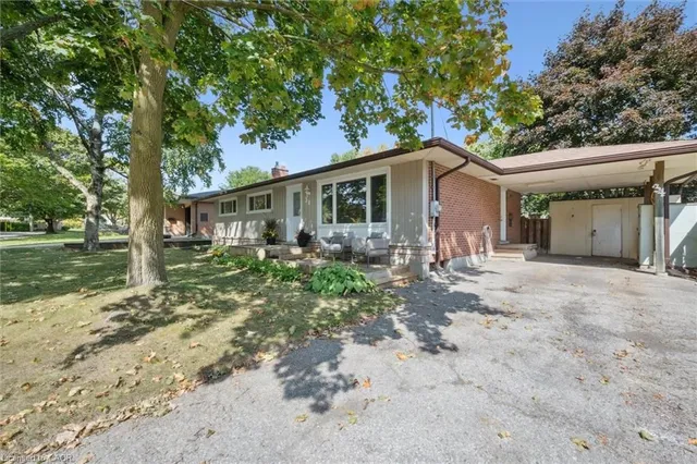 Additional image 4 of 34 Graystone Ave