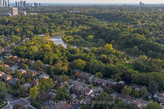 Additional image 44 of 14 Warren Cres
