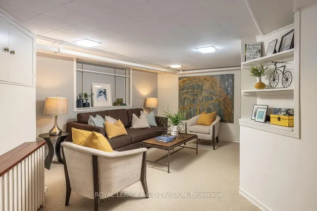 Additional image 28 of 193 Glenview Ave