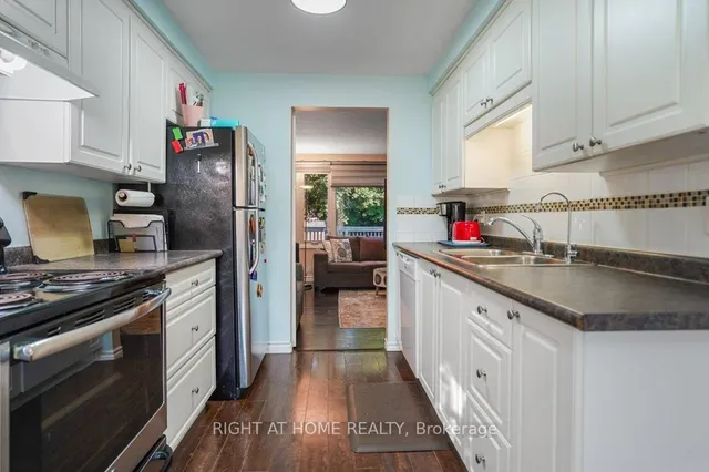 Additional image 7 of 146 Greendale Cres