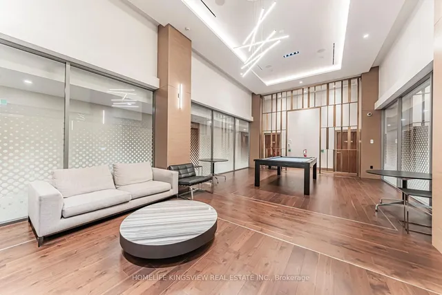 Additional image 42 of 15 Queens Quay Unit 923