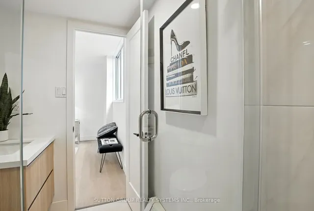 Additional image 28 of 812 Burnhamthorpe Rd Unit 907