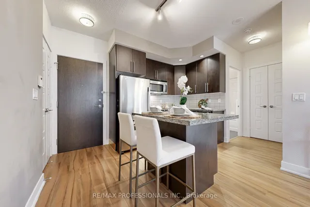 Additional image 3 of 28 Linden St Unit 1601