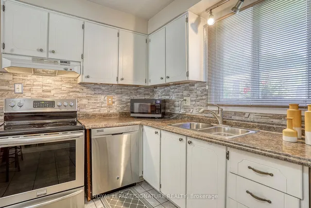 Additional image 12 of 5 Golden Appleway