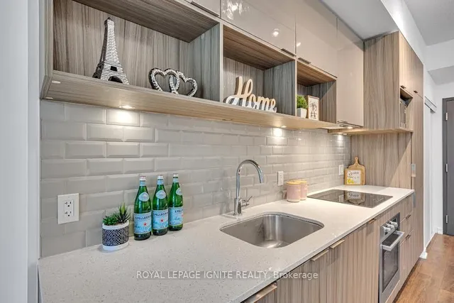 Additional image 11 of 52 Forest Manor Rd Unit 207