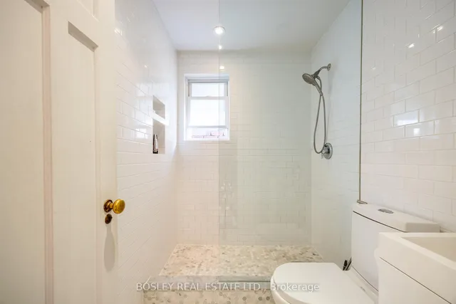 Additional image 27 of 13 Methuen Ave