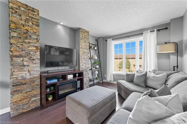 Additional image 5 of 44 Tudor St