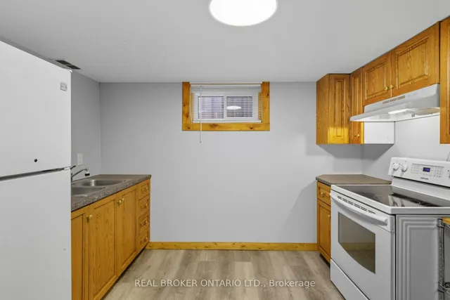 Additional image 17 of 27 Broadmoor Ave