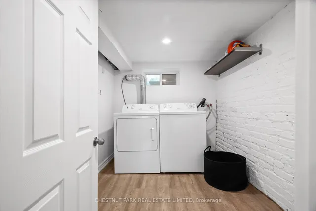 Additional image 44 of 371 Howland Ave