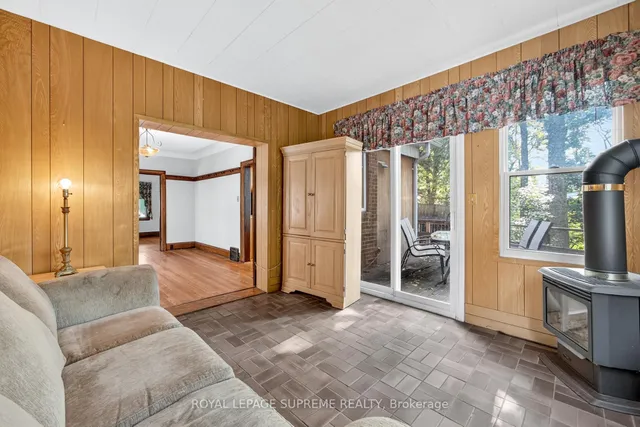 Additional image 21 of 10 King Street Cres