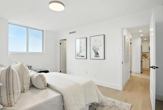 Additional image 25 of 812 Burnhamthorpe Rd Unit 907