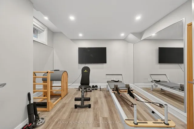 Additional image 36 of 18 Suncrest Dr