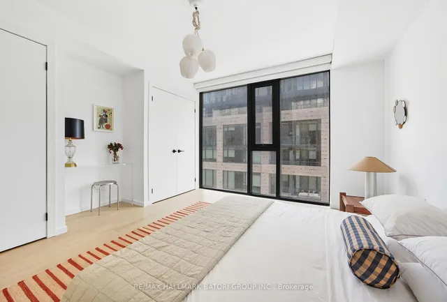 Additional image 17 of 45 Dovercourt Rd Unit 301