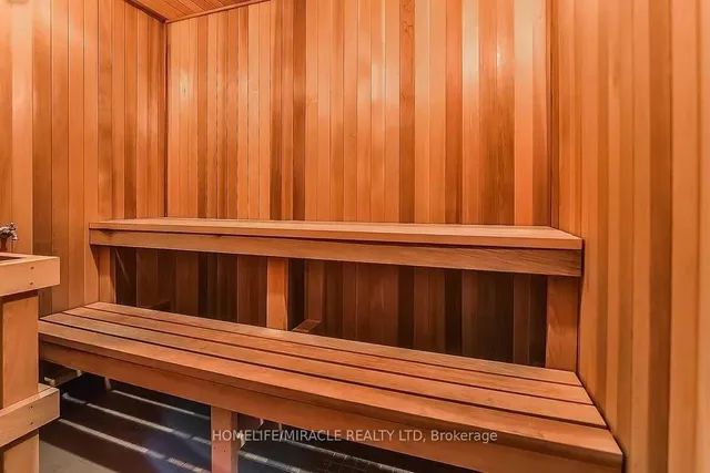 Additional image 18 of 9 Valhalla Inn Rd Unit 809