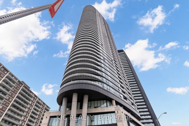 585 Bloor St Unit 3923